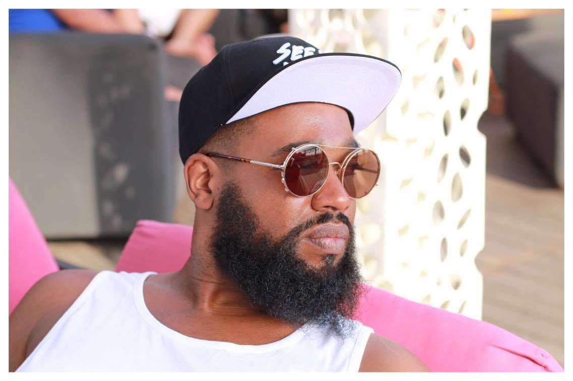 Exclusive Interview :: SIMEON BELLE
